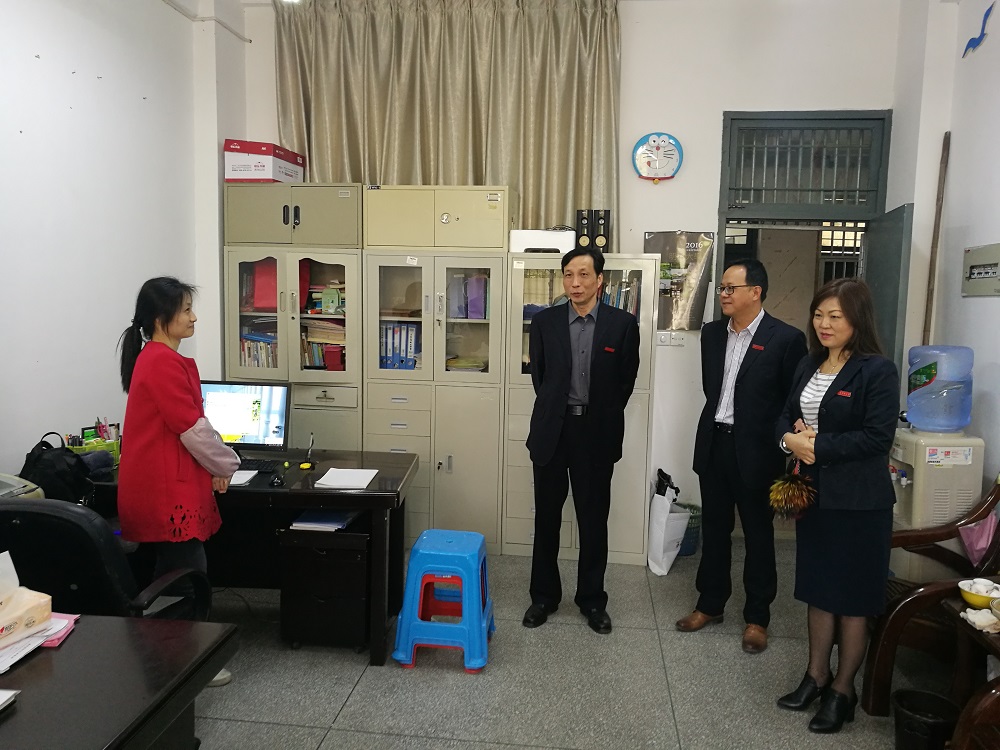 校纪委黄来渊书记巡察关心我院发展情况