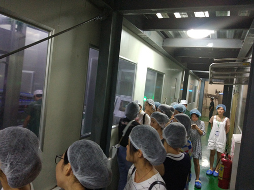 永利23411集团学生会赴康之味公司参观学习
