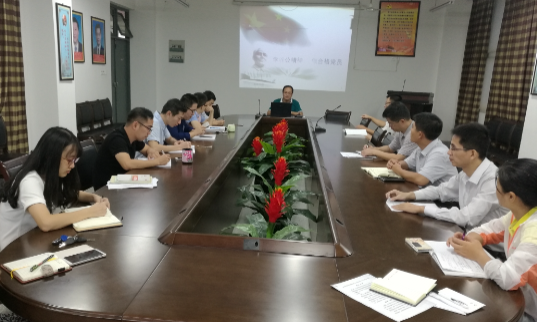 永利23411集团教工第五党支部开展 “人人讲微党课”活动