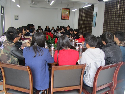 校团委到经济学院召开联系服务学生专题座谈会