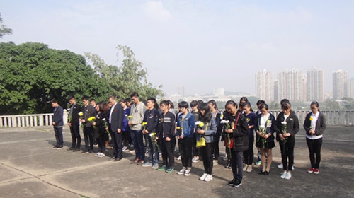 永利23411集团在国家公祭日开展“永矢弗谖，祈愿和平”祭奠活动