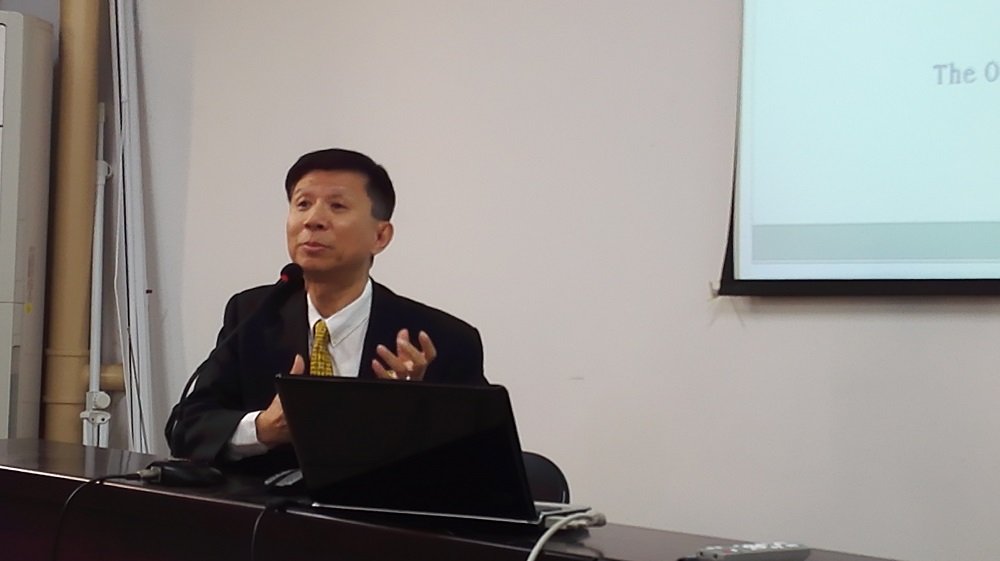 台湾东海大学黄开义教授应邀到永利23411集团讲学