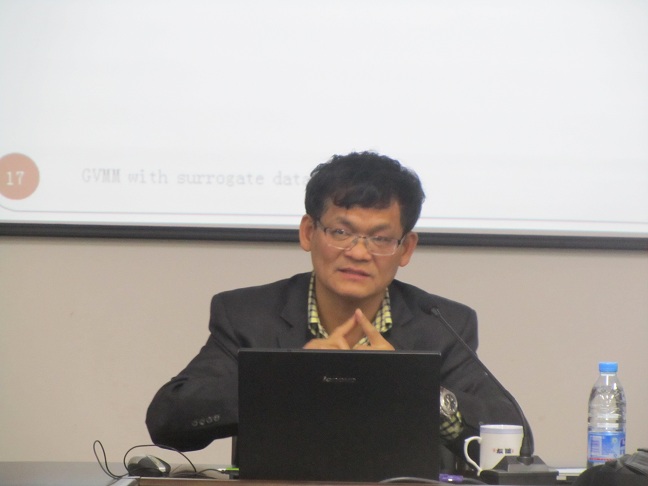 美国加州州立大学圣地亚哥分校博士生导师、华侨大学闽江学者陈建伟应邀到我校讲学
